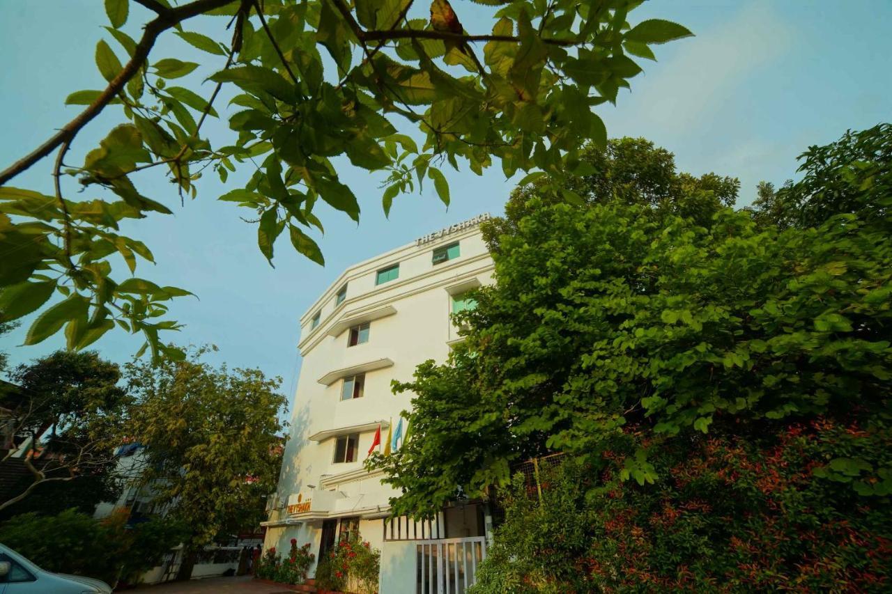 The Vyshakh Hotel Guruvayur Exterior photo