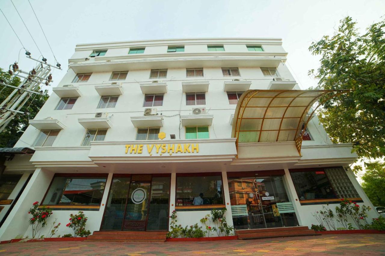 The Vyshakh Hotel Guruvayur Exterior photo