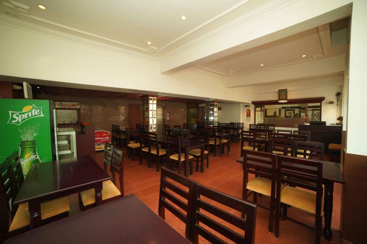 The Vyshakh Hotel Guruvayur Exterior photo
